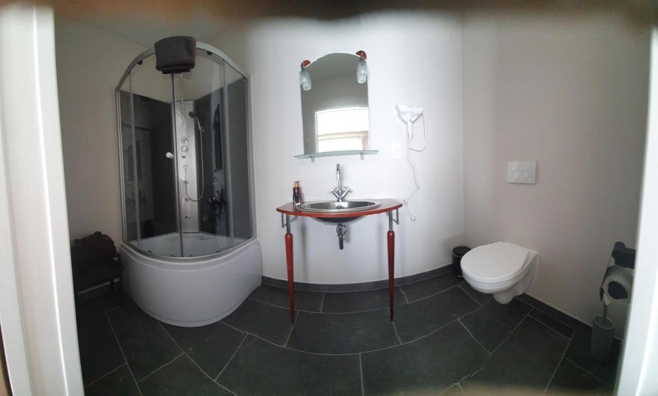 Guesthouse Deladix Hasselt Buitenkant foto